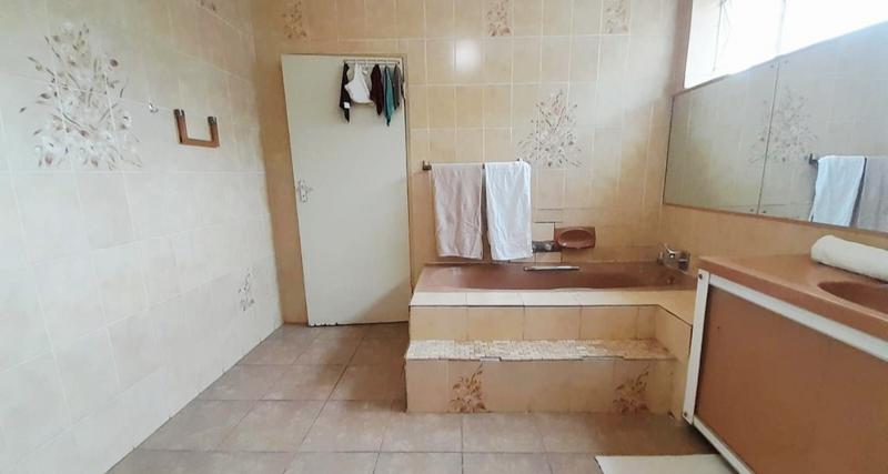 4 Bedroom Property for Sale in Birchleigh Gauteng