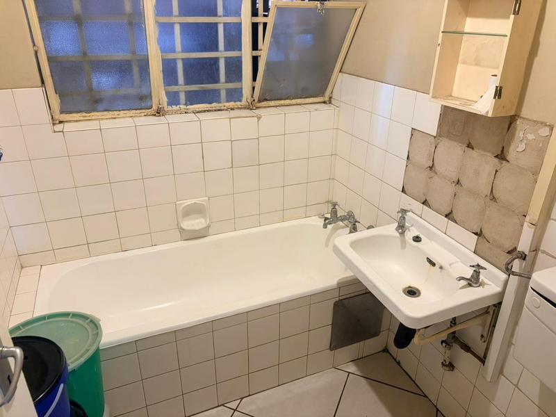 2 Bedroom Property for Sale in Sunnyside Gauteng