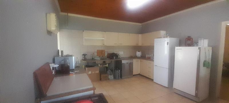 To Let 3 Bedroom Property for Rent in Knopjeslaagte Gauteng