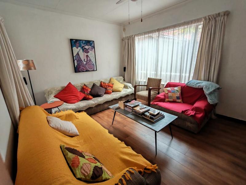 5 Bedroom Property for Sale in Rooihuiskraal Gauteng