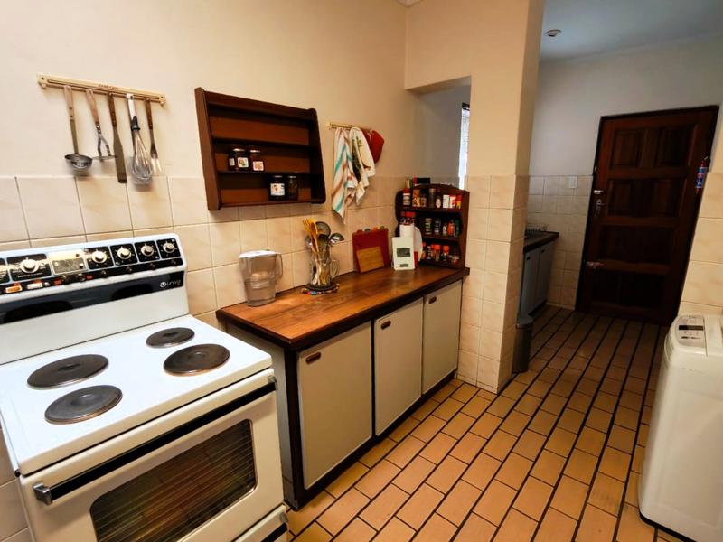 5 Bedroom Property for Sale in Rooihuiskraal Gauteng