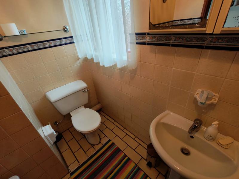 5 Bedroom Property for Sale in Rooihuiskraal Gauteng