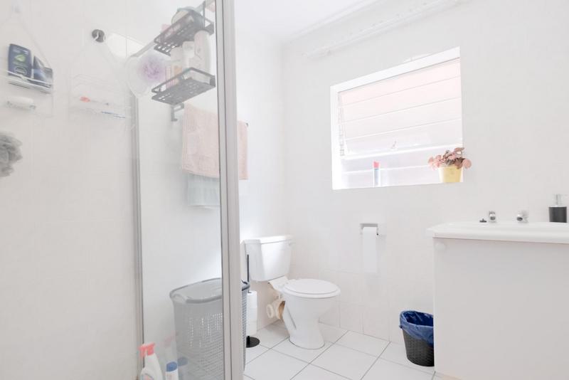 3 Bedroom Property for Sale in Die Hoewes Gauteng