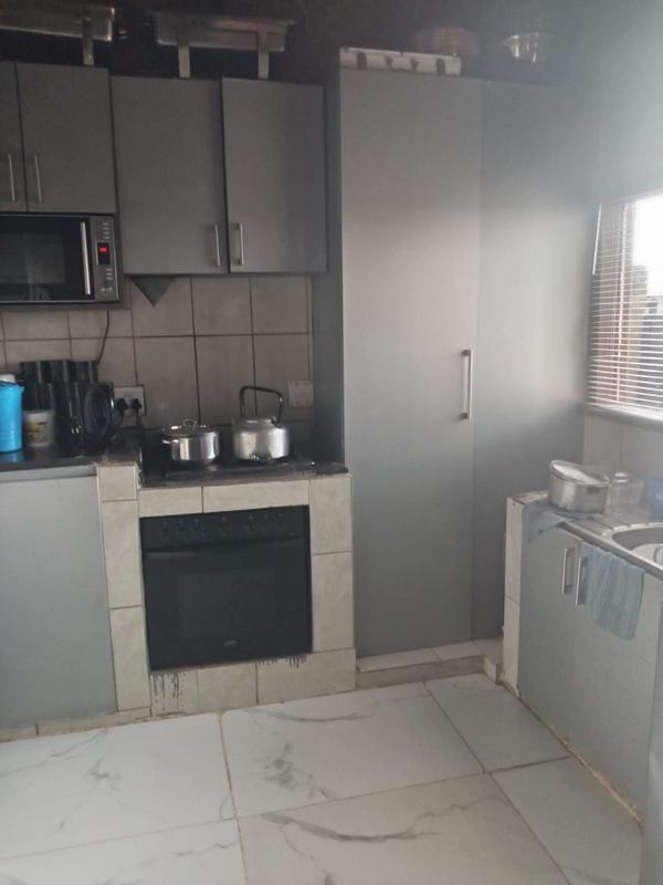 5 Bedroom Property for Sale in Nellmapius Gauteng