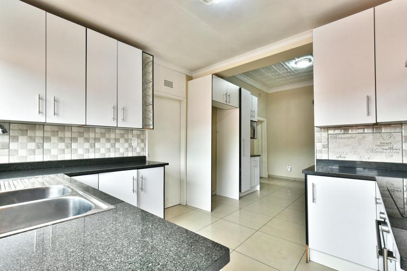 4 Bedroom Property for Sale in Bezuidenhout Valley Gauteng