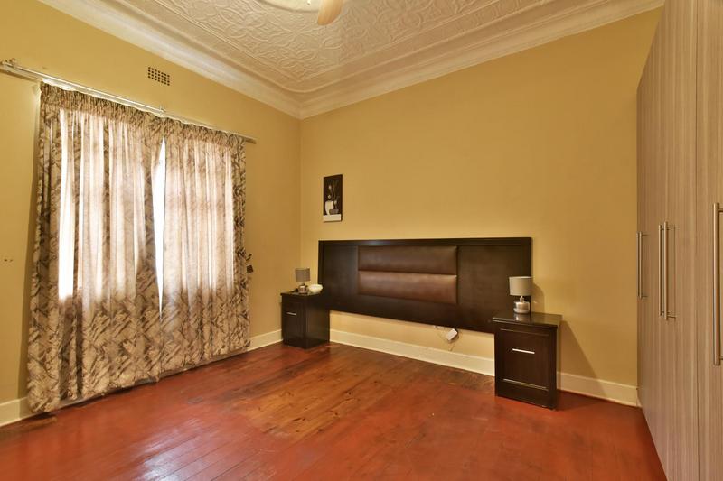4 Bedroom Property for Sale in Bezuidenhout Valley Gauteng