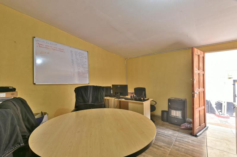 4 Bedroom Property for Sale in Bezuidenhout Valley Gauteng
