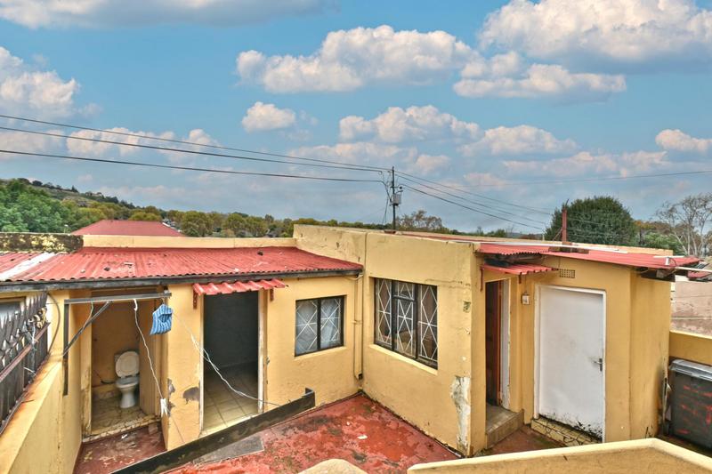 4 Bedroom Property for Sale in Bezuidenhout Valley Gauteng