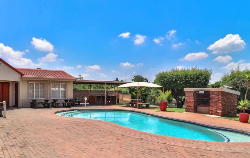 2 Bedroom Property for Sale in Primrose Hill Gauteng