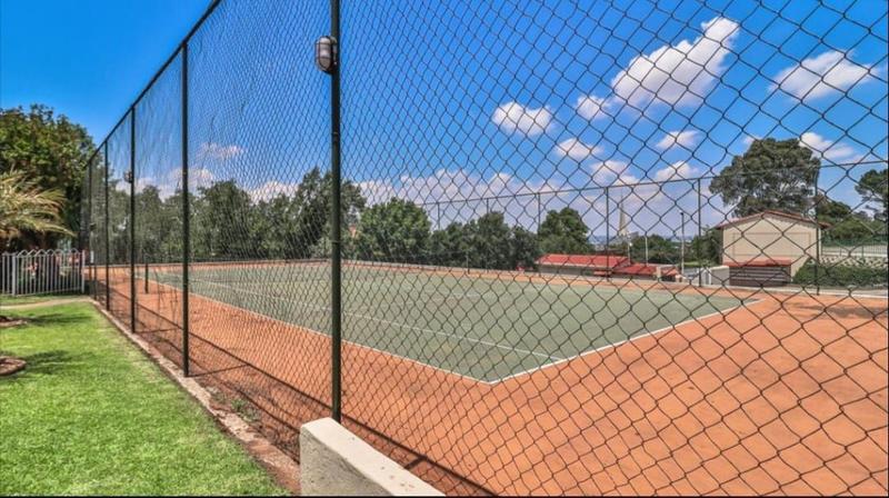 2 Bedroom Property for Sale in Primrose Hill Gauteng