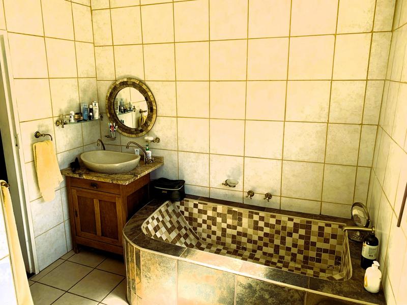 4 Bedroom Property for Sale in Plantation Gauteng