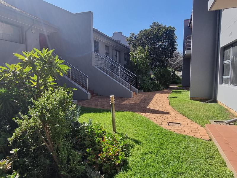 1 Bedroom Property for Sale in Bedfordview Gauteng