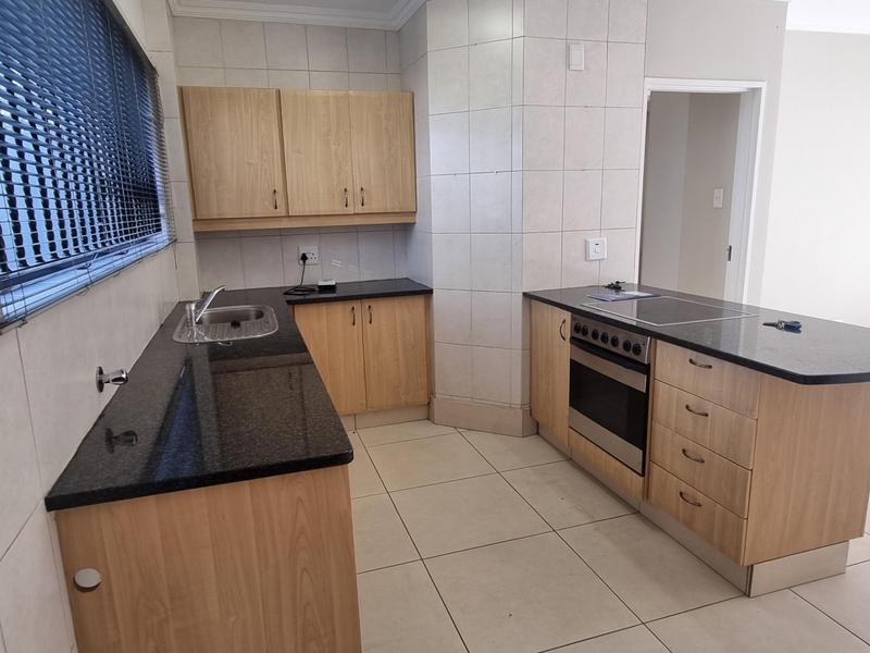 1 Bedroom Property for Sale in Bedfordview Gauteng