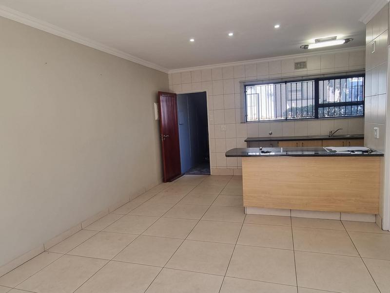 1 Bedroom Property for Sale in Bedfordview Gauteng