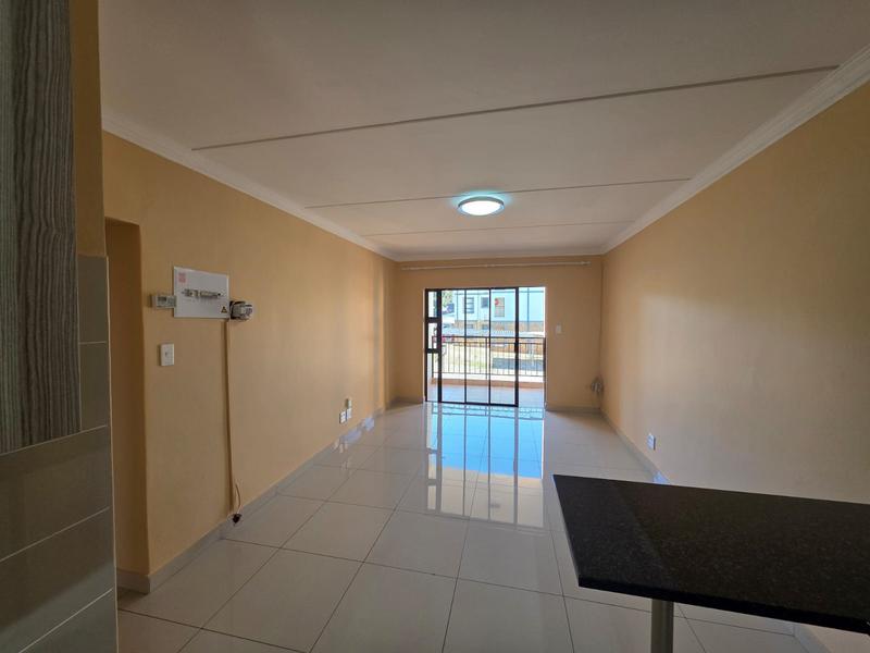 To Let 2 Bedroom Property for Rent in Fairlead Gauteng