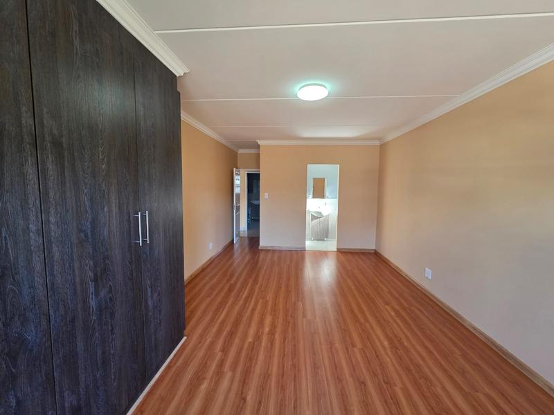 To Let 2 Bedroom Property for Rent in Fairlead Gauteng