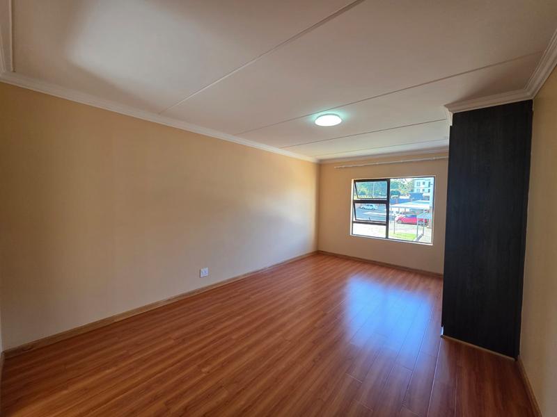 To Let 2 Bedroom Property for Rent in Fairlead Gauteng