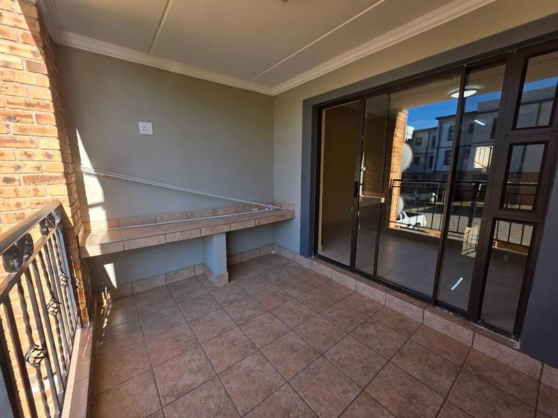 To Let 2 Bedroom Property for Rent in Fairlead Gauteng
