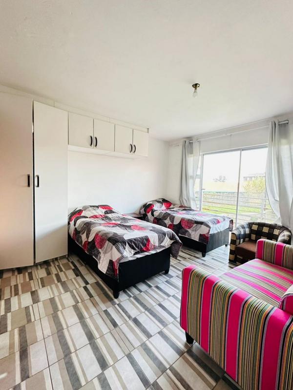 To Let 1 Bedroom Property for Rent in Moroka Gauteng