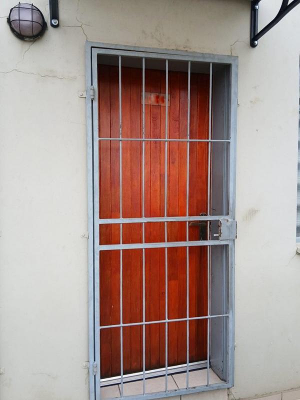 2 Bedroom Property for Sale in Fleurhof Gauteng