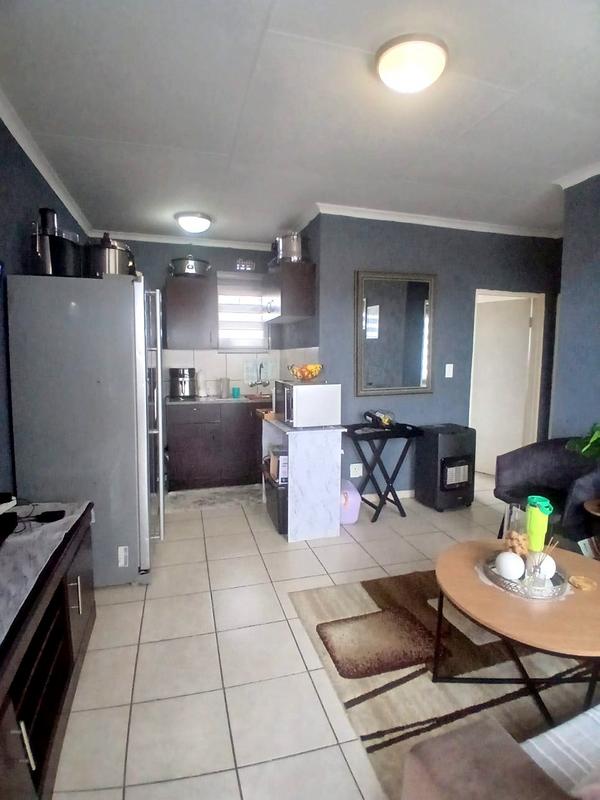 2 Bedroom Property for Sale in Fleurhof Gauteng