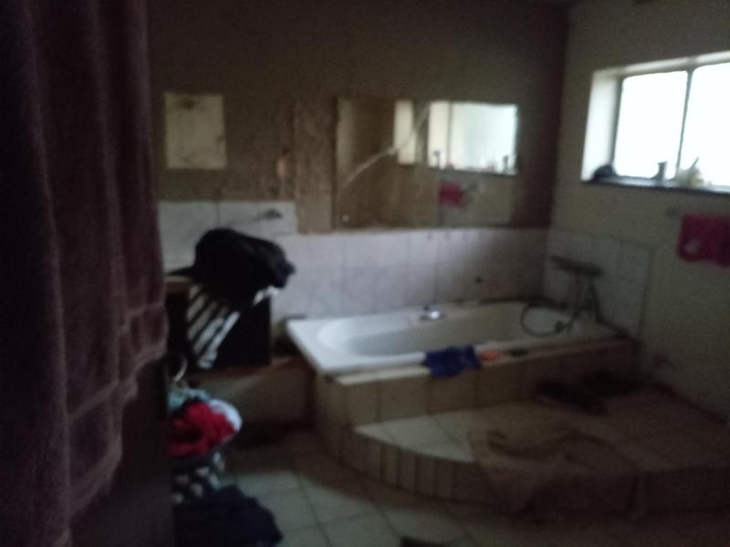 4 Bedroom Property for Sale in Germiston Central Gauteng