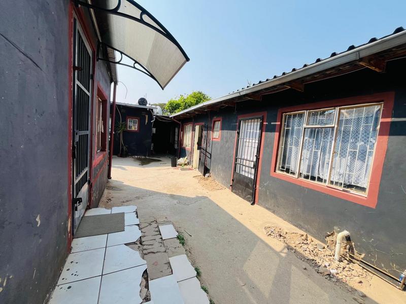 4 Bedroom Property for Sale in Rosettenville Gauteng