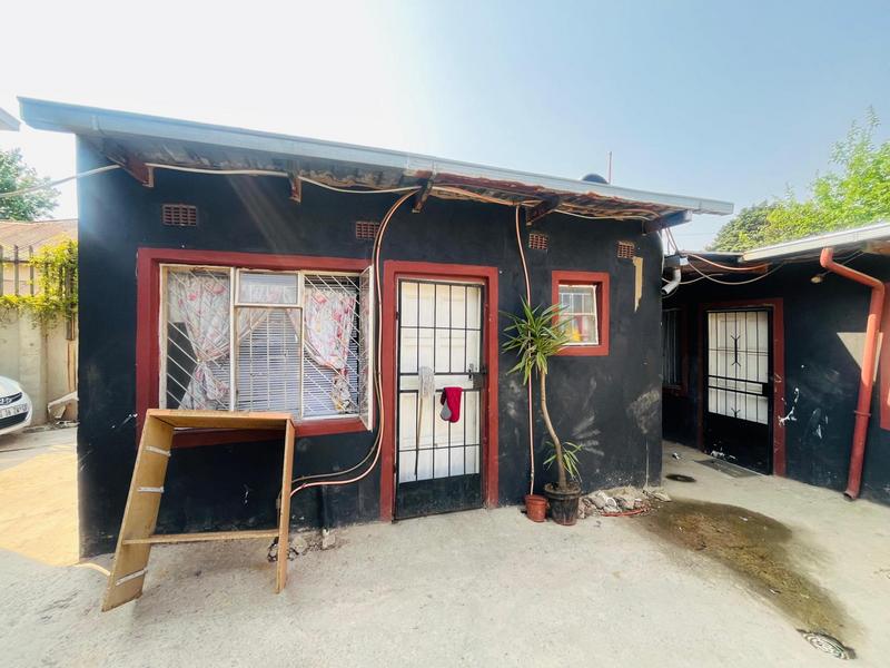 4 Bedroom Property for Sale in Rosettenville Gauteng