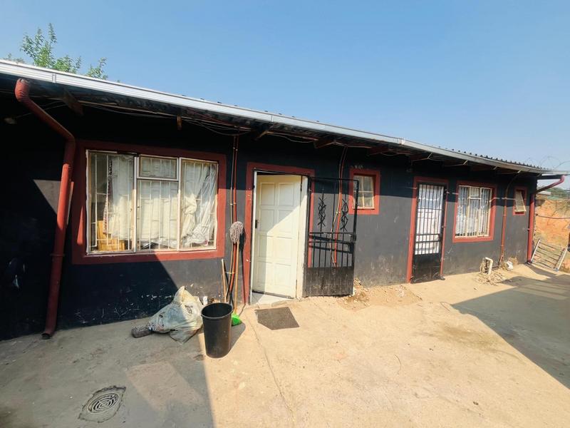 4 Bedroom Property for Sale in Rosettenville Gauteng