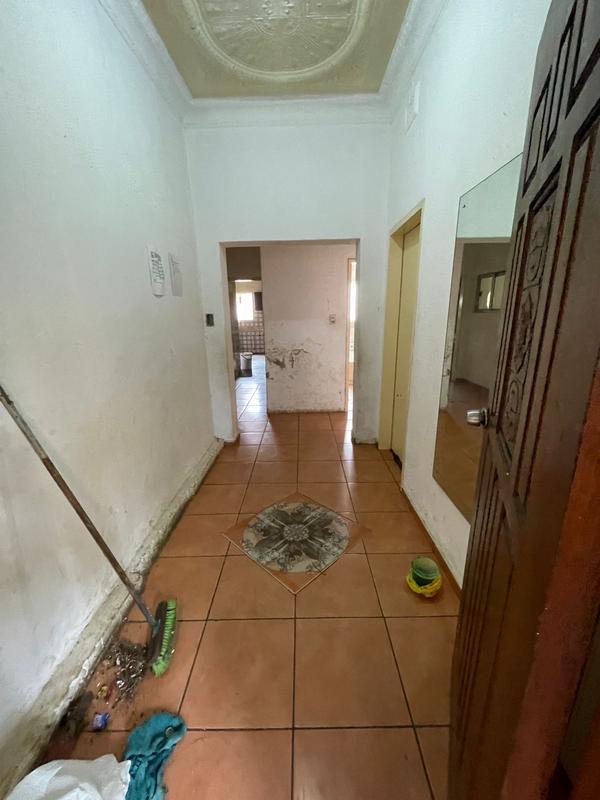 7 Bedroom Property for Sale in Rosettenville Gauteng