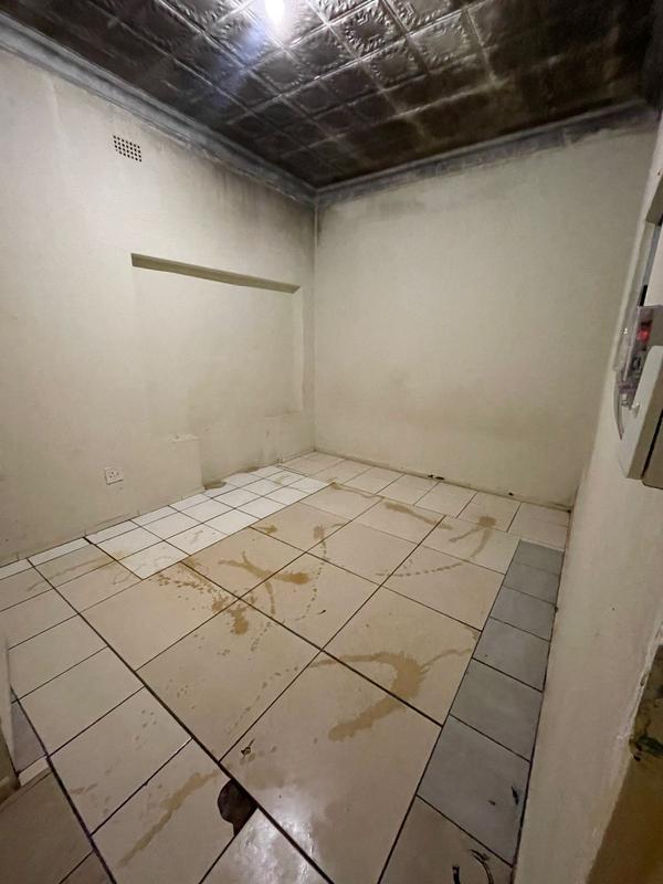 7 Bedroom Property for Sale in Rosettenville Gauteng