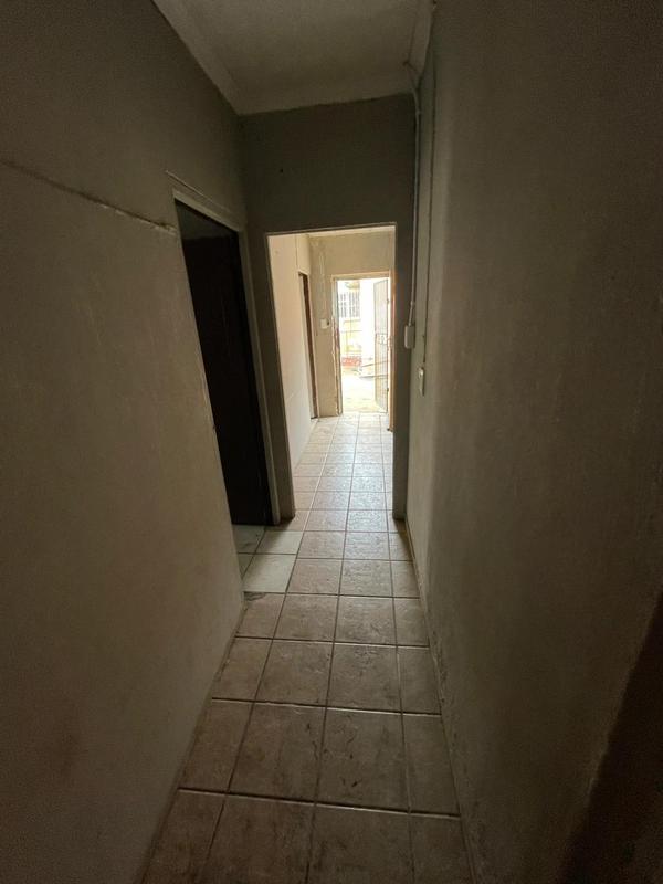7 Bedroom Property for Sale in Rosettenville Gauteng