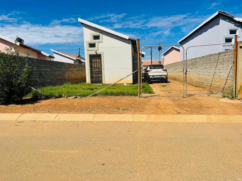 2 Bedroom Property for Sale in Savanna City Gauteng