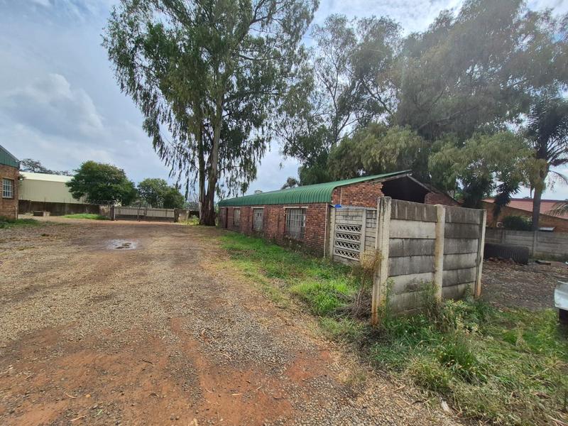 To Let Commercial Property for Rent in Pomona Gauteng