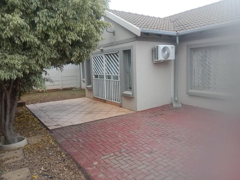 3 Bedroom Property for Sale in Winternest Gauteng
