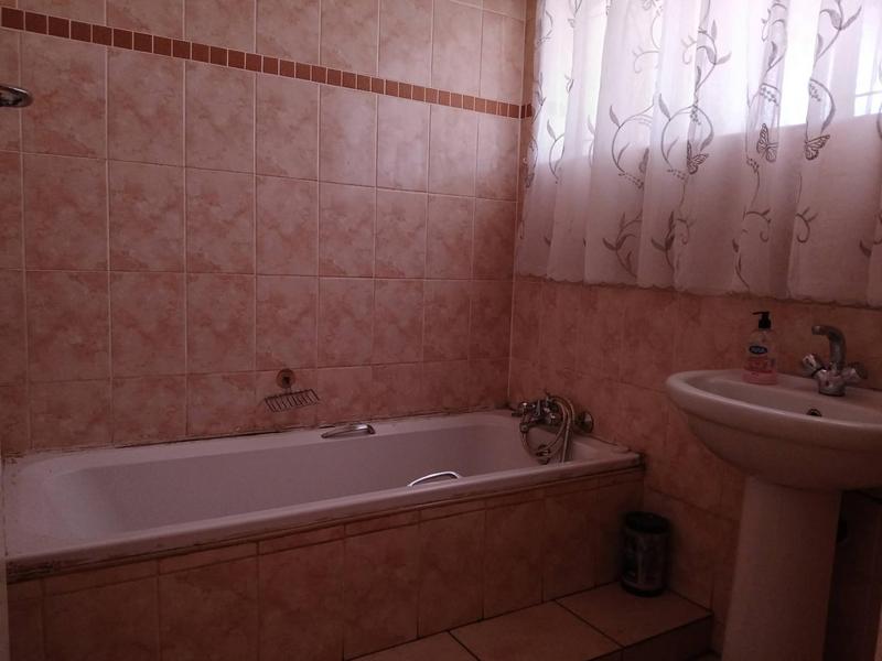3 Bedroom Property for Sale in Three Rivers Gauteng