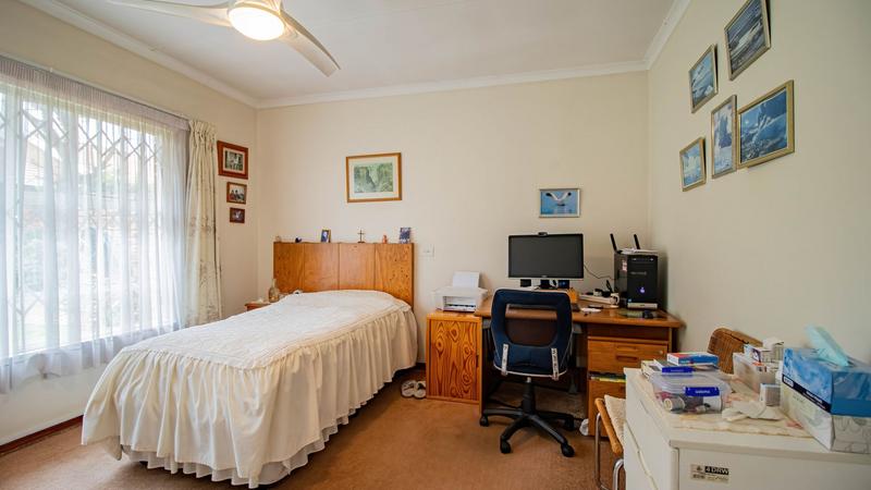 2 Bedroom Property for Sale in Edenvale Central Gauteng