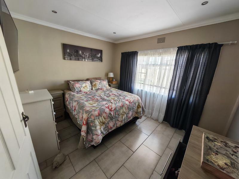 3 Bedroom Property for Sale in Vanderbijlpark SE 1 Gauteng