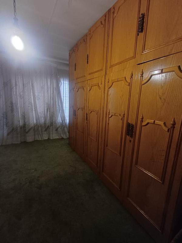 5 Bedroom Property for Sale in Actonville Gauteng