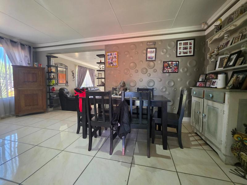 3 Bedroom Property for Sale in Albertsdal Gauteng