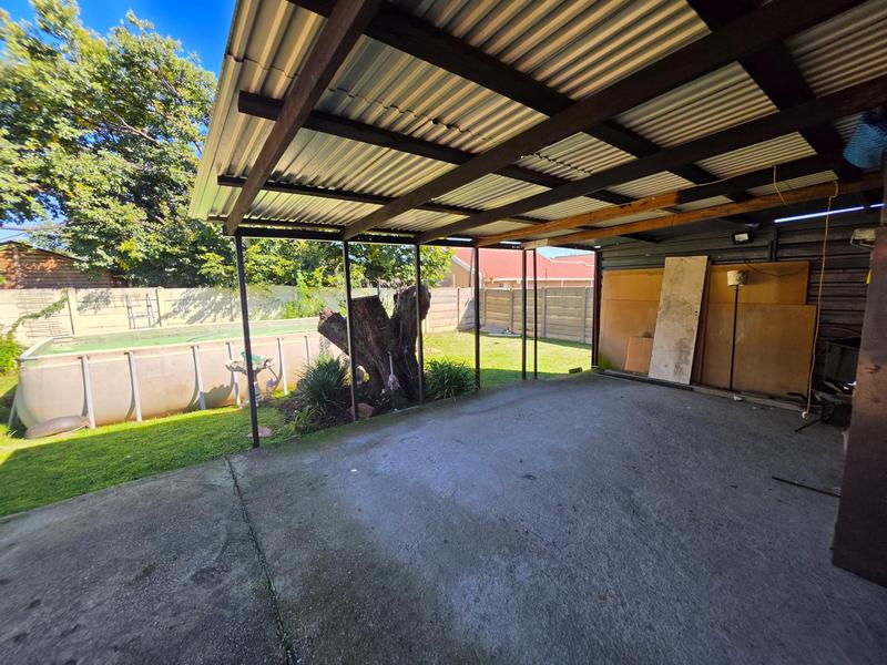 3 Bedroom Property for Sale in Albertsdal Gauteng