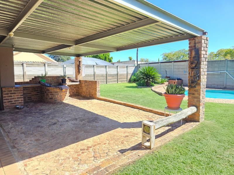 4 Bedroom Property for Sale in Arcon Park Gauteng
