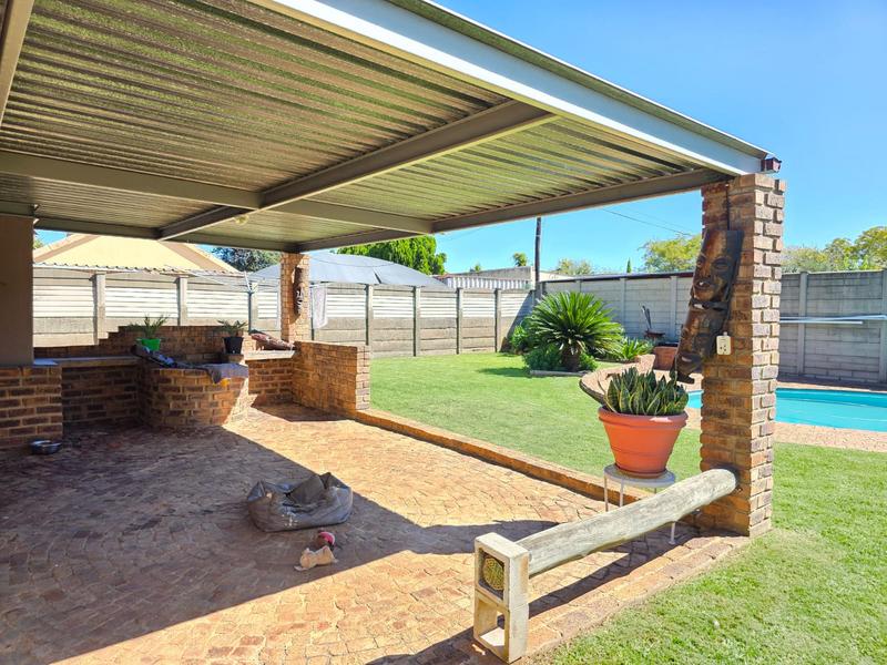 4 Bedroom Property for Sale in Arcon Park Gauteng