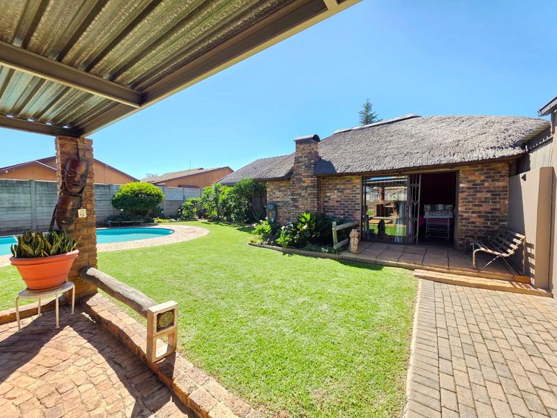 4 Bedroom Property for Sale in Arcon Park Gauteng