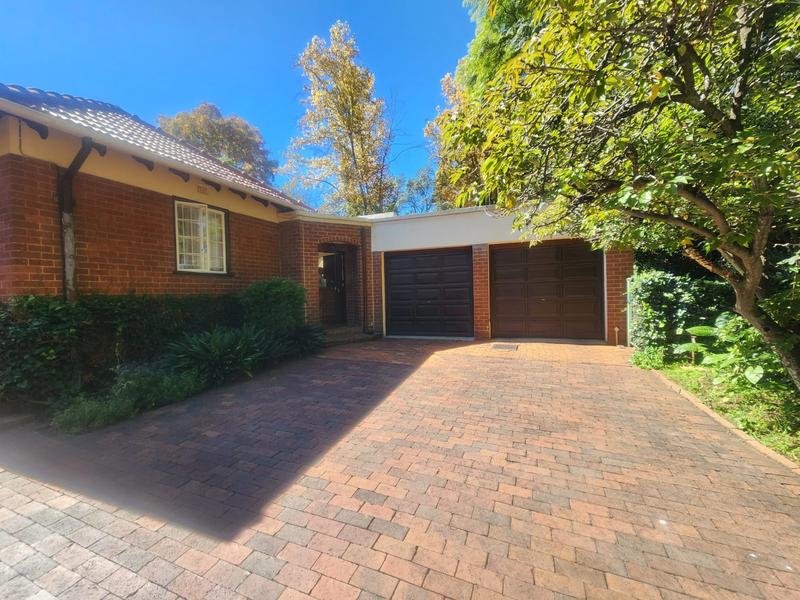 To Let 2 Bedroom Property for Rent in Dunkeld Gauteng