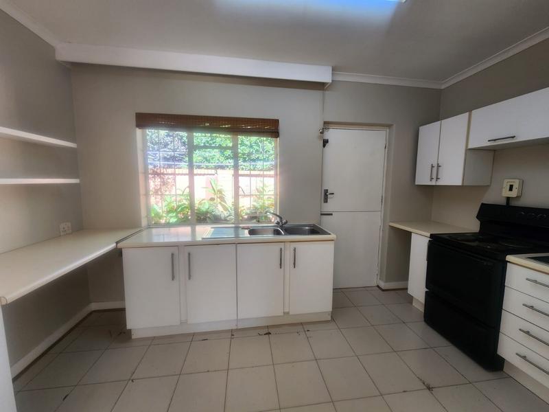 To Let 2 Bedroom Property for Rent in Dunkeld Gauteng