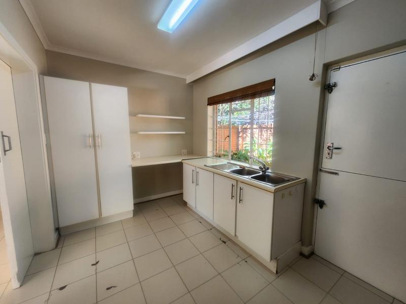 To Let 2 Bedroom Property for Rent in Dunkeld Gauteng