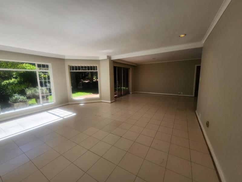 To Let 2 Bedroom Property for Rent in Dunkeld Gauteng