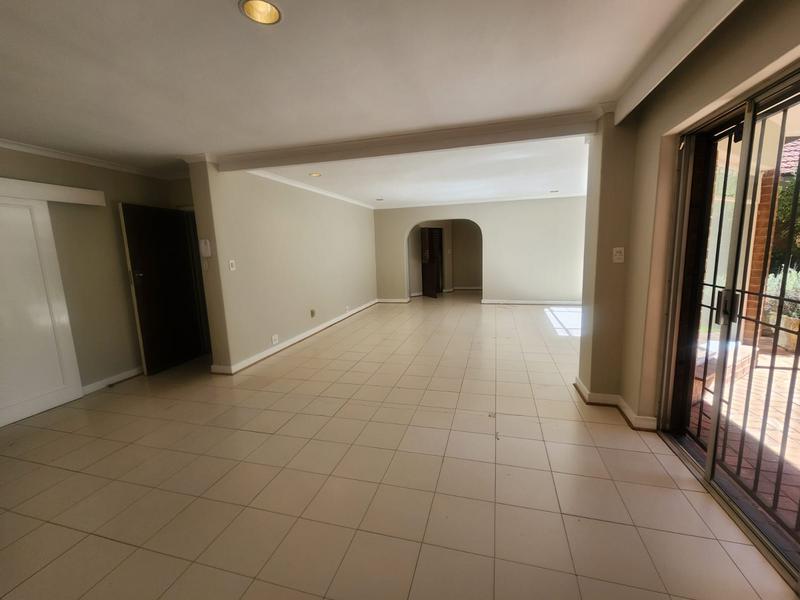 To Let 2 Bedroom Property for Rent in Dunkeld Gauteng