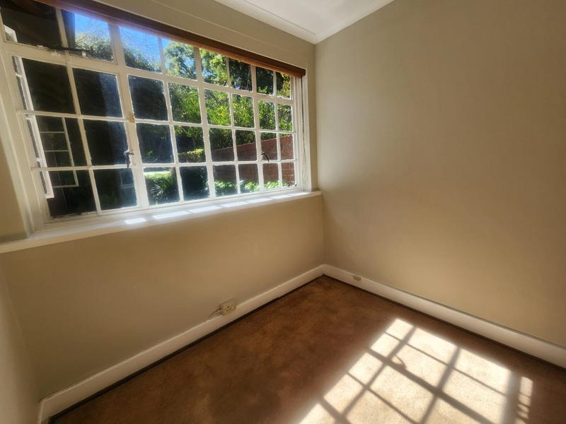 To Let 2 Bedroom Property for Rent in Dunkeld Gauteng